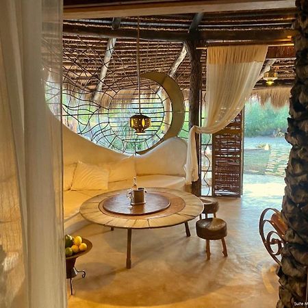 Bakuba Lodge - Le Petit Hotel Du Voyageur Ankilibe Exteriör bild