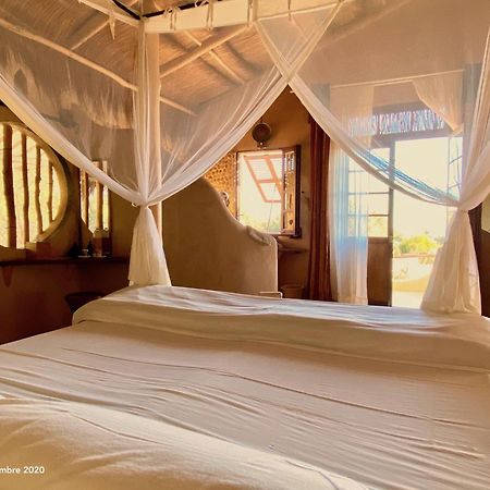 Bakuba Lodge - Le Petit Hotel Du Voyageur Ankilibe Rum bild