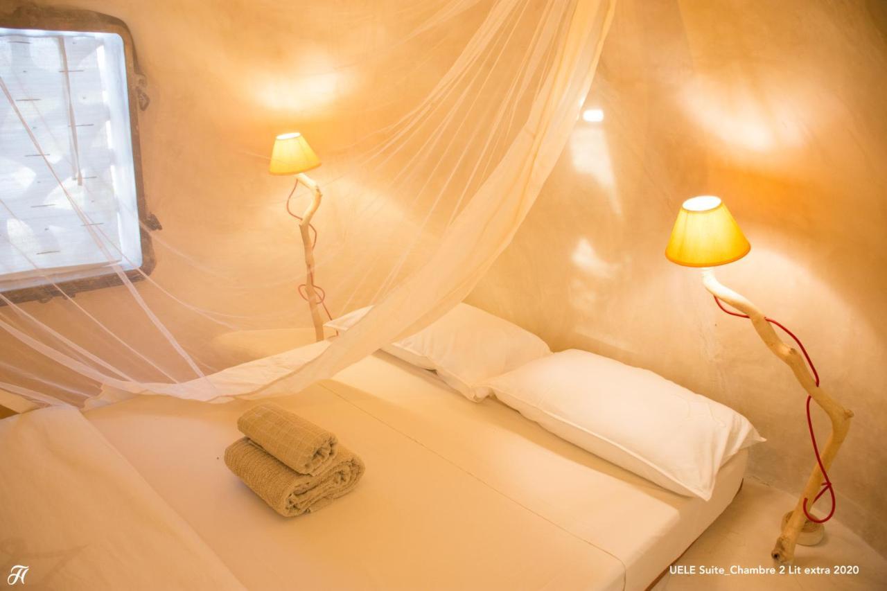 Bakuba Lodge - Le Petit Hotel Du Voyageur Ankilibe Exteriör bild